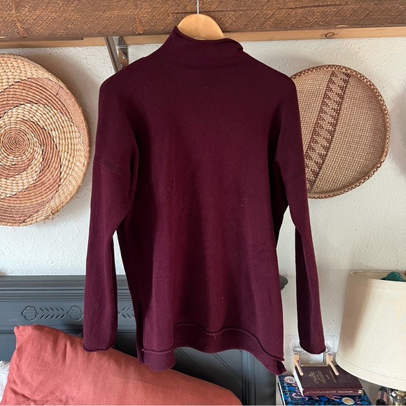 ☀️ French connection purple/plum mock turtleneck sweater - Picture 2 of 7